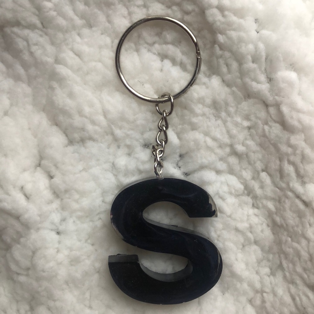 Letter S keychain !!